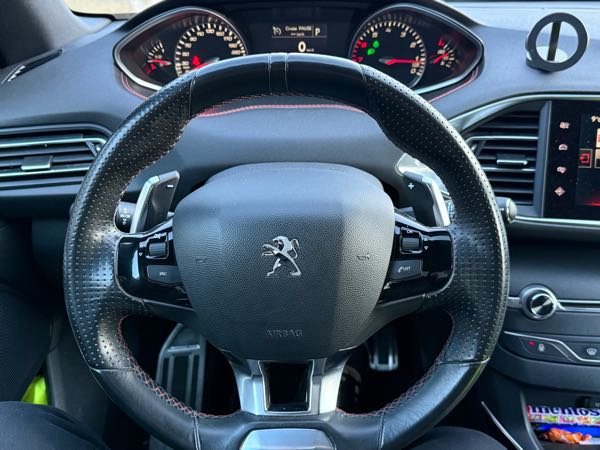 Peugeot 308 III 1.2 PURETECH 130 S&amp;S GT EAT8