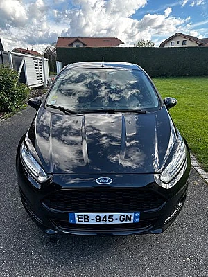 Ford Fiesta V (2) 1.5 TDCI 95 TITANIUM 5P