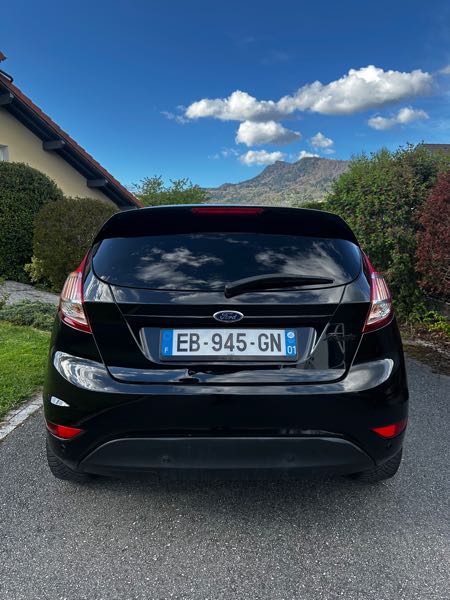 Ford Fiesta V (2) 1.5 TDCI 95 TITANIUM 5P