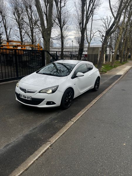 Opel Astra IV GTC 2.0 CDTI 165 FAP START/STOP SPORT