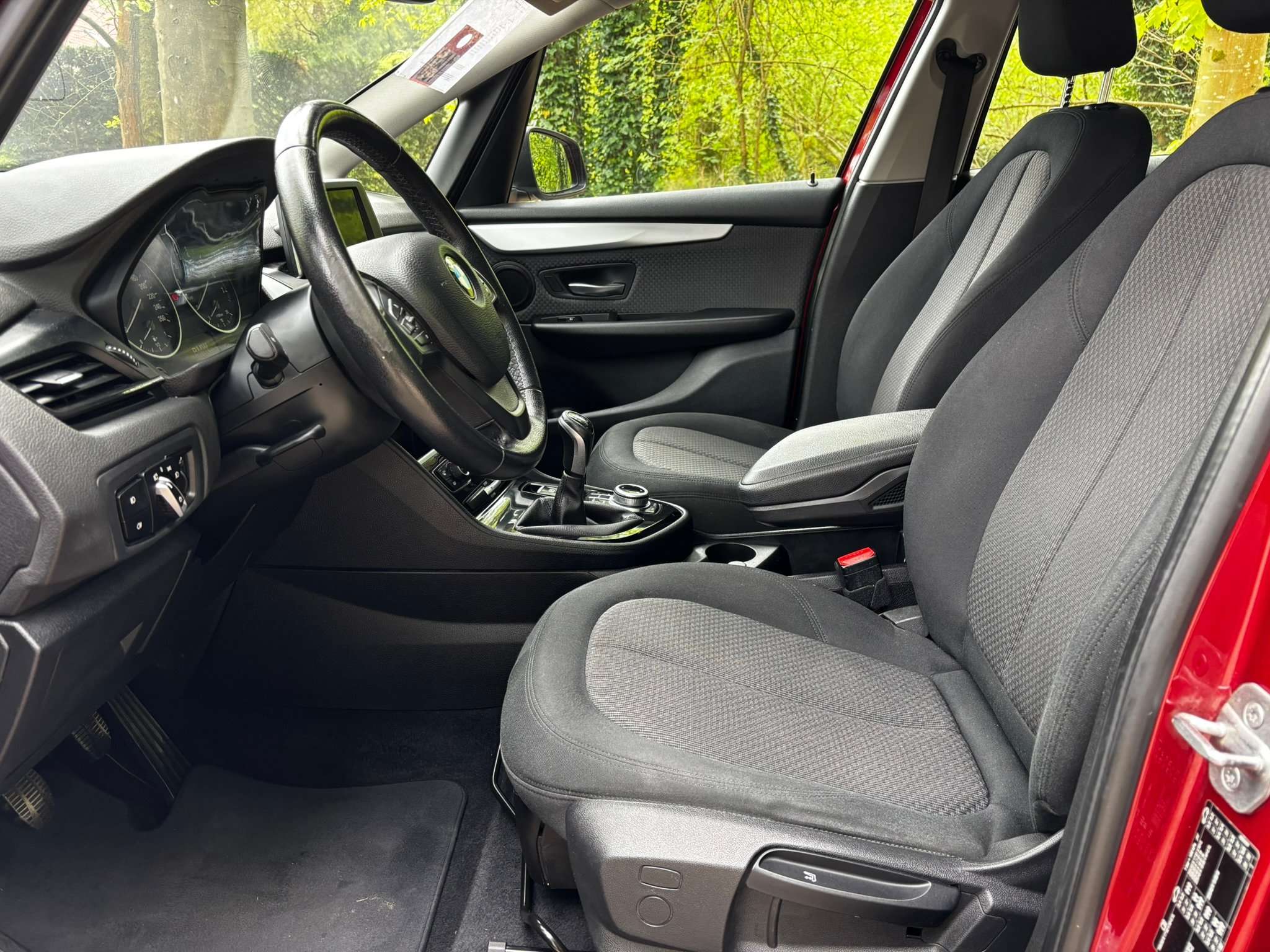 BMW 218 218i 136cv/ATTELAGE/GPS/CAPTEURS AR/A.C/GARANTIE