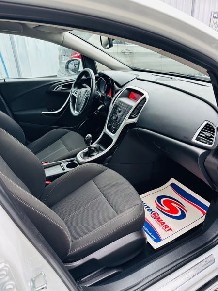 Opel Astra IV 1.7 CDTI 125 FAP 6CV COSMO