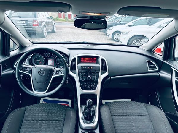 Opel Astra IV 1.7 CDTI 125 FAP 6CV COSMO