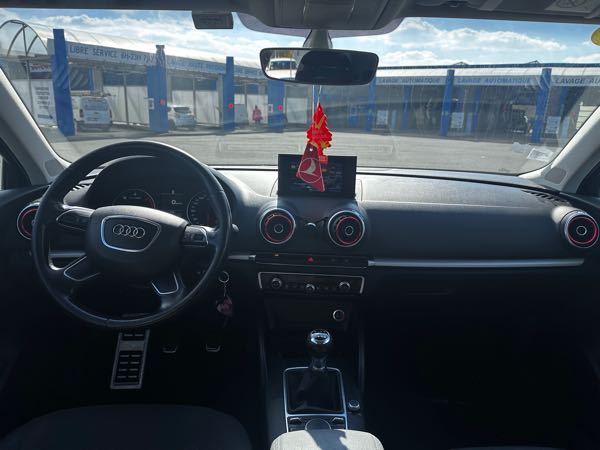 Audi A3 III BERLINE 1.6 TDI 110 5CV ATTRACTION