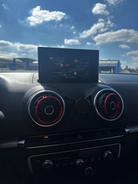 Audi A3 III BERLINE 1.6 TDI 110 5CV ATTRACTION