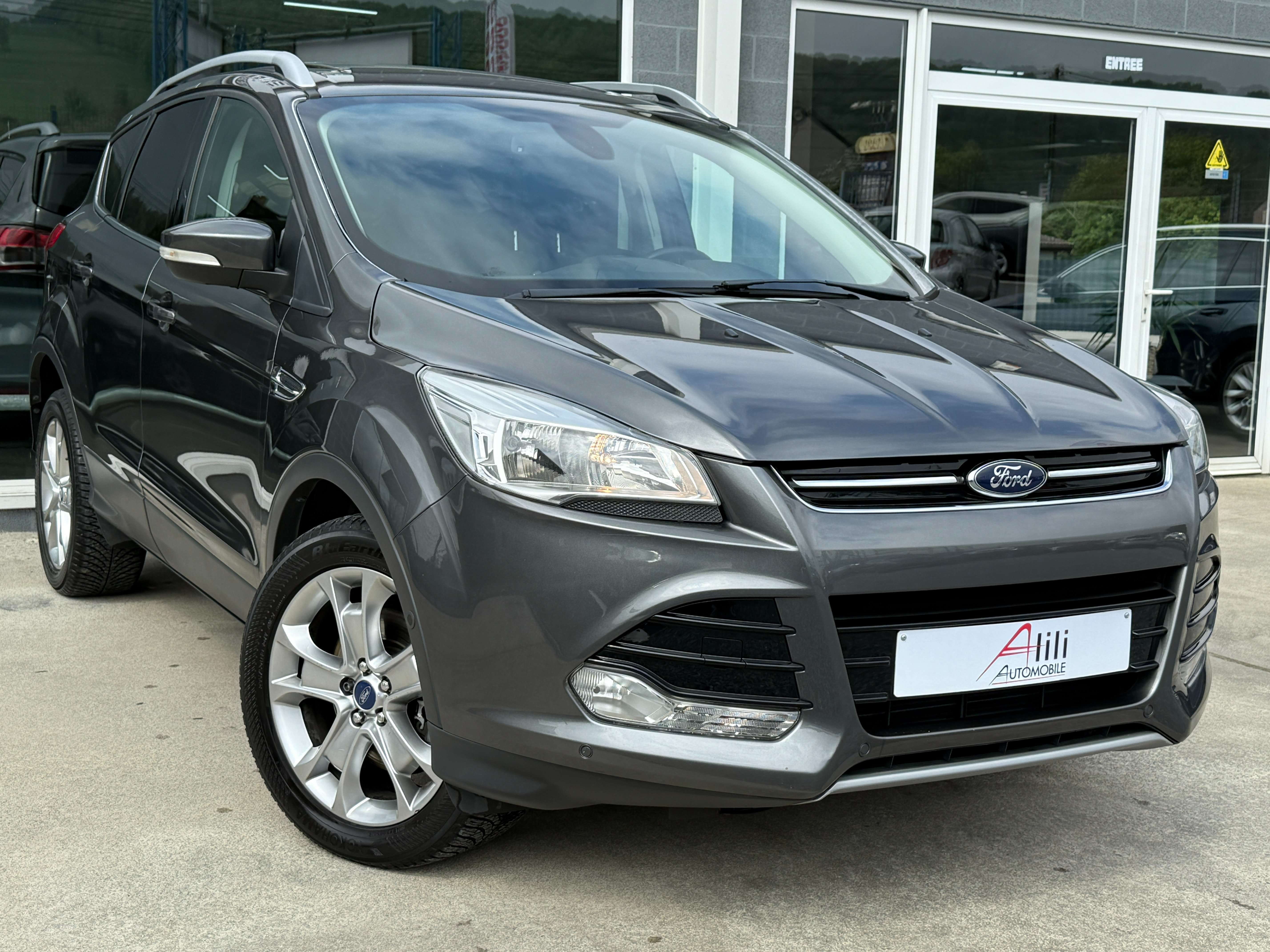 Ford Kuga 2.0 TDCi ECO 2WD*Titanium*Toit-Pano*Cuir*Garantie*