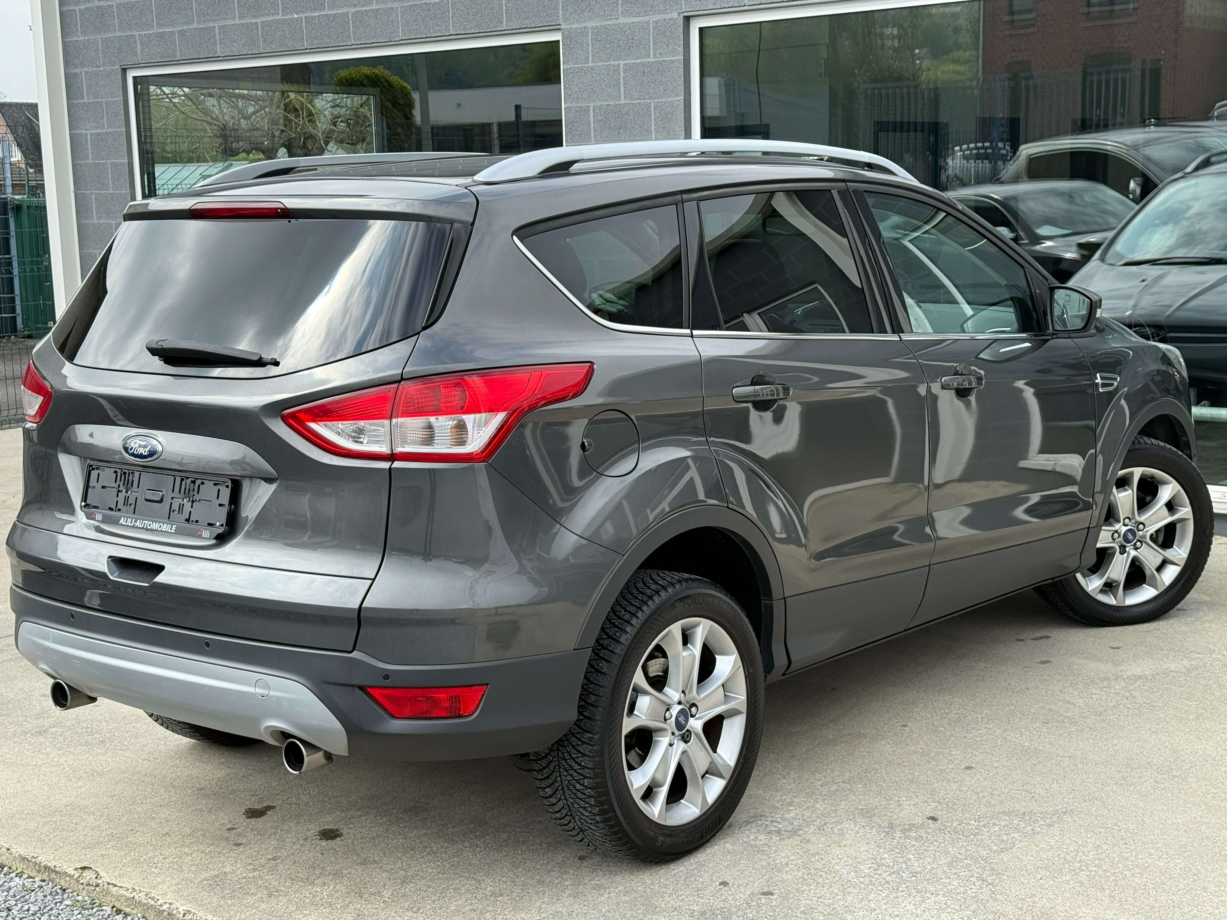 Ford Kuga 2.0 TDCi ECO 2WD*Titanium*Toit-Pano*Cuir*Garantie*