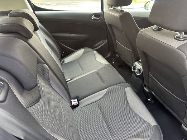 Peugeot 308 (2) 1.6 VTI 120 ALLURE