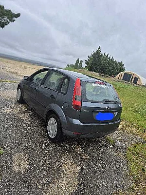 Ford Fiesta III (2) 1.3 AMBIENTE 5P