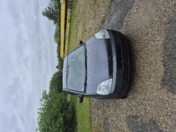 Ford Fiesta III (2) 1.3 AMBIENTE 5P