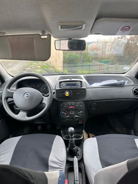 Fiat Punto III (3) 1.2 69 EASY 5P