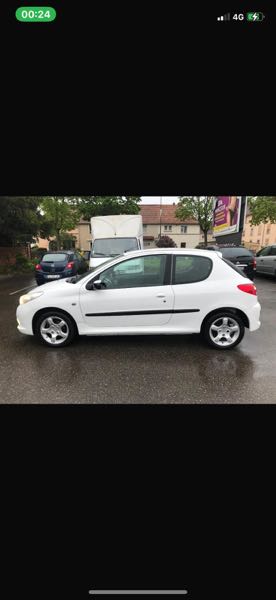 Peugeot 206+ 1.4 75 URBAN 5P