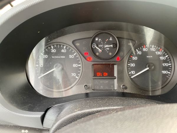 Citroen Berlingo Citroën Berlingo 1.6 HDI 92ch – Utilitaire 3 places bien équ