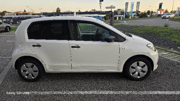 Volkswagen Up! 1.0 75 WHITE UP! 5P