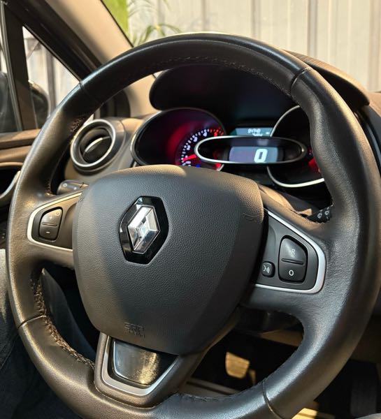 Renault Clio IV (2) ESTATE 1.5 DCI 75 LIMITED