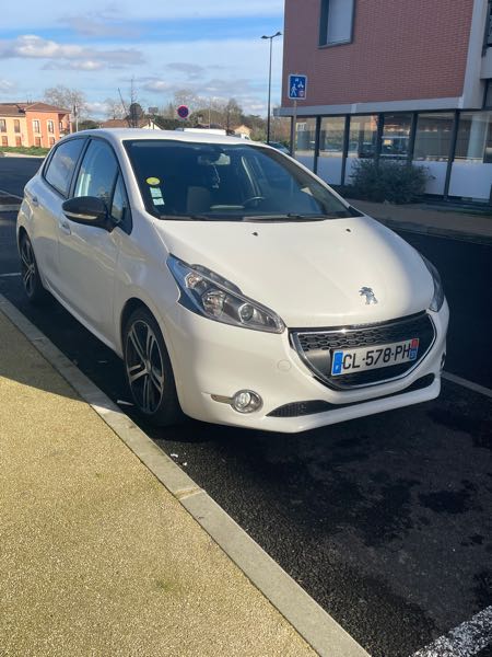 Peugeot 208 1.6 E-HDI FAP 92 ACTIVE 5P
