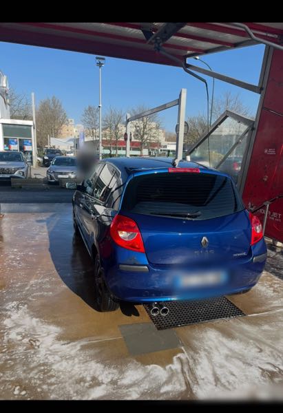 Renault Clio IV 1.2 16V 75 AUTHENTIQUE