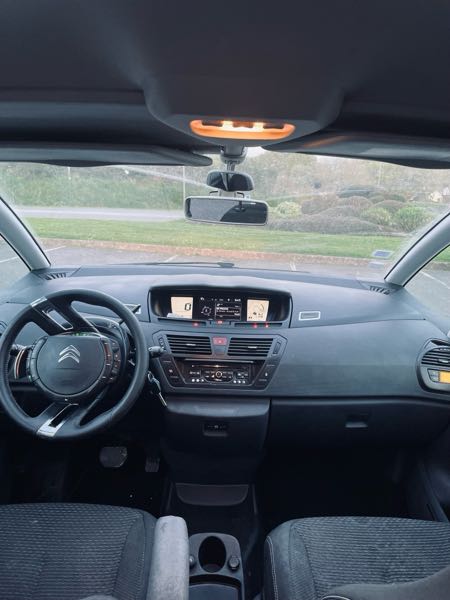 Citroen C4 Citroën c4 Grand Picasso 1.6 E-HDI 115 CV Année 03/08/2012