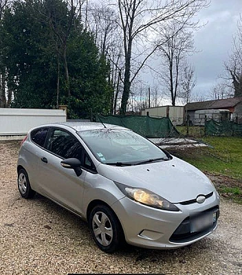 Ford Fiesta V 1400 TDCI 68 AMBIENTE 3P