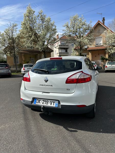 Renault Megane II (2) COUPE-CABRIOLET 1.6 16V 115 PRIVILEGE