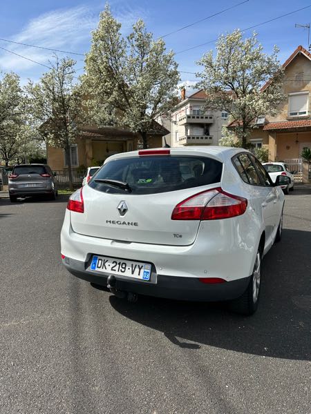 Renault Megane II (2) COUPE-CABRIOLET 1.6 16V 115 PRIVILEGE