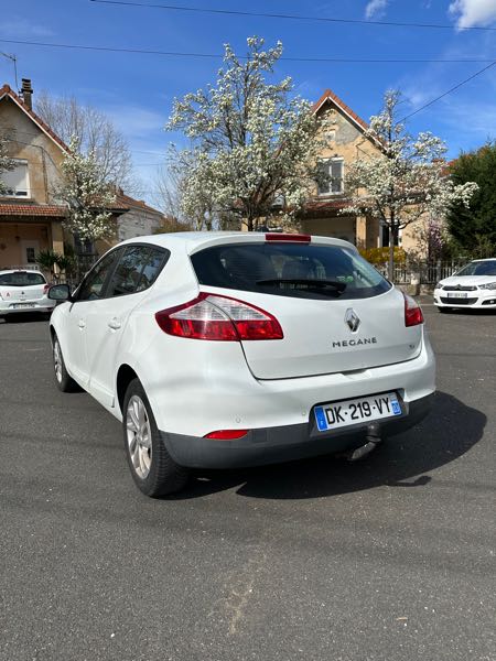 Renault Megane II (2) COUPE-CABRIOLET 1.6 16V 115 PRIVILEGE