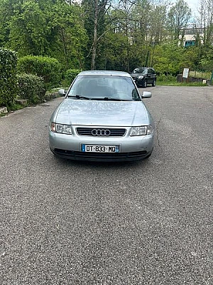 Audi A3 TDI 110 AMBITION 3P