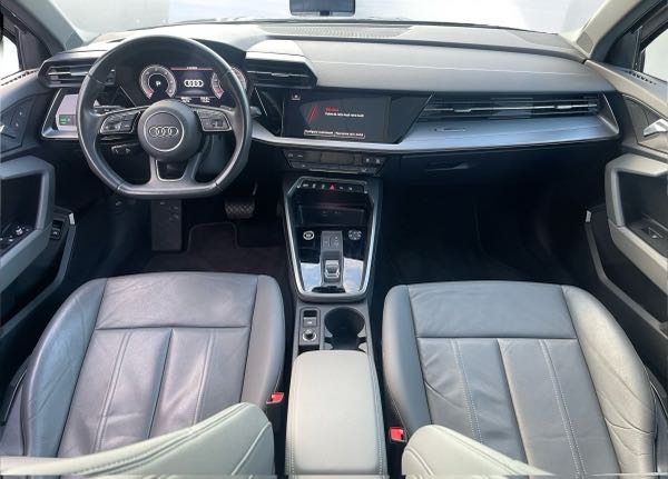 Audi A3 IV BERLINE 35 TDI 150 DESIGN LUXE S TRONIC 7
