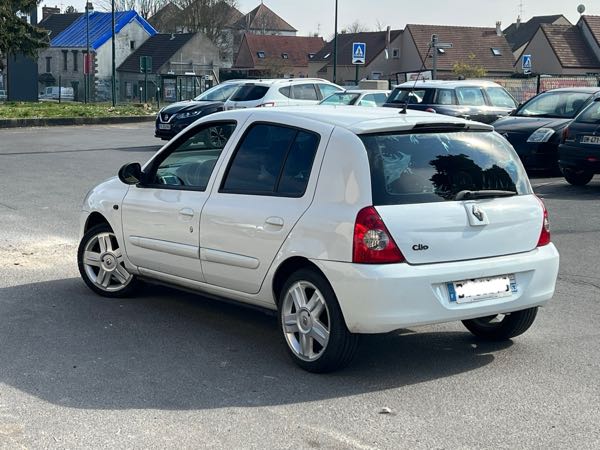 Renault Clio II (2) CAMPUS 1.5 DCI 65 5P