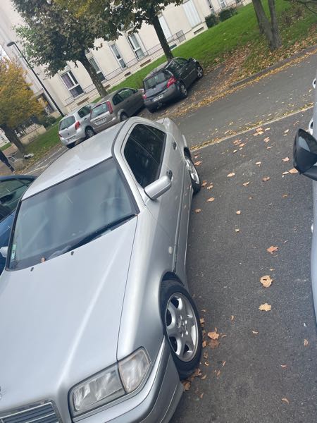 Mercedes-Benz Classe C IV 250 CDI BLUEEFFICIENCY SPORTLINE