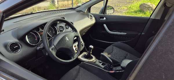 Peugeot 308 PEUGEOT 308 1.6 HDI 90CH