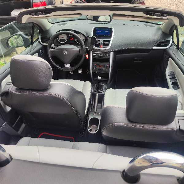 Peugeot 207 (2) CC 1.6 HDI 110 FAP ROLAND GARROS