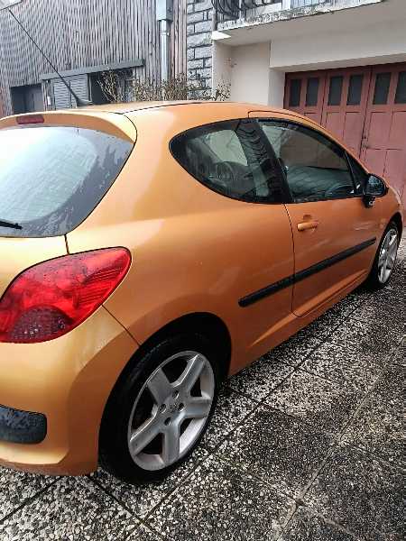 Peugeot 207 1.6 HDI 16V 110 FAP GRIFFE 3P