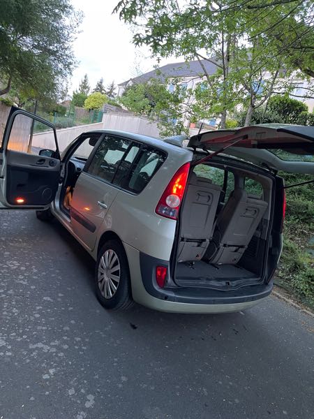 Renault Espace IV 2.2 DCI 150 EXPRESSION