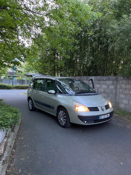 Renault Espace IV 2.2 DCI 150 EXPRESSION