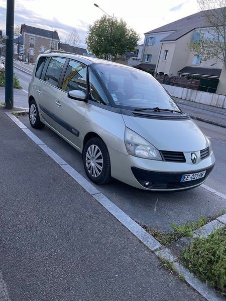 Renault Espace IV 2.2 DCI 150 EXPRESSION