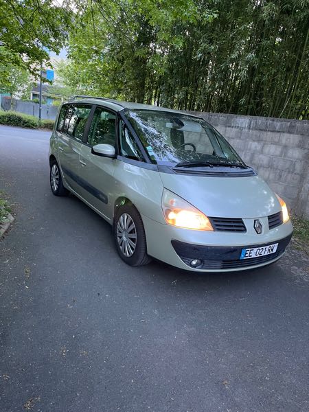 Renault Espace IV 2.2 DCI 150 EXPRESSION