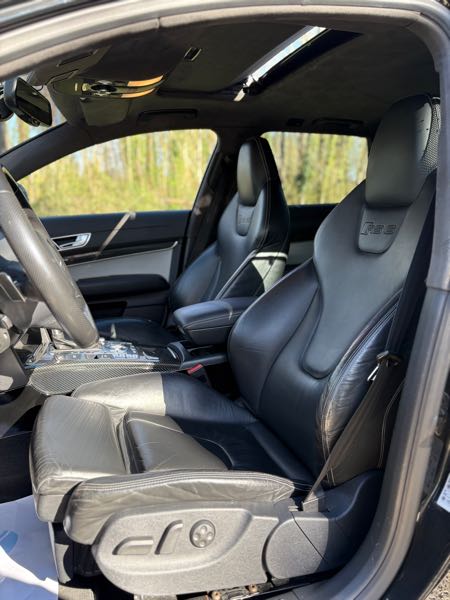 Audi RS6 II (2) AVANT 5.0 V10 FSI 580 PLUS