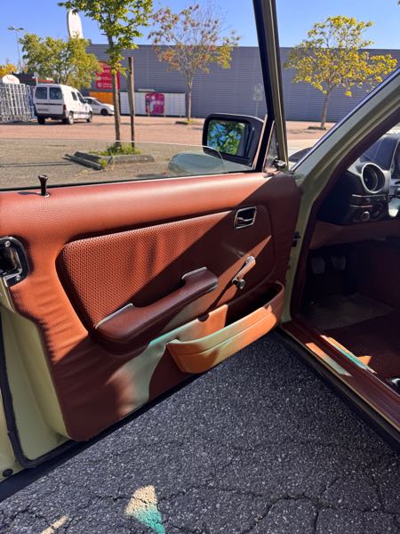 Mercedes-Benz 190 Mercedes 220d collection rare