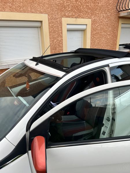 Peugeot 108 1.2 PURETECH 82 TOP! ROLAND GARROS 5P