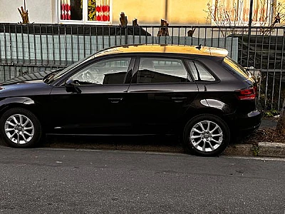 Audi A3 III BERLINE 1.6 TDI DPF 105 AMBIENTE