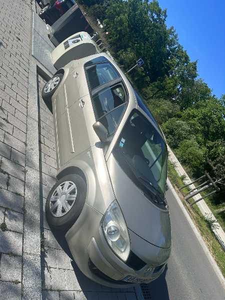 Renault Scenic renault scenic 2 1.5 dci 105