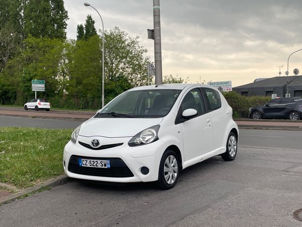 Toyota Aygo (2) 1.0 VVT-I ACTIVE 5P