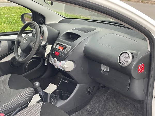 Toyota Aygo (2) 1.0 VVT-I ACTIVE 5P