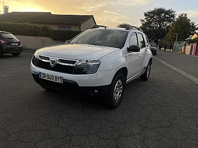 Dacia Duster 1.5 DCI 90 FAP 4X2 LAUREATE 2