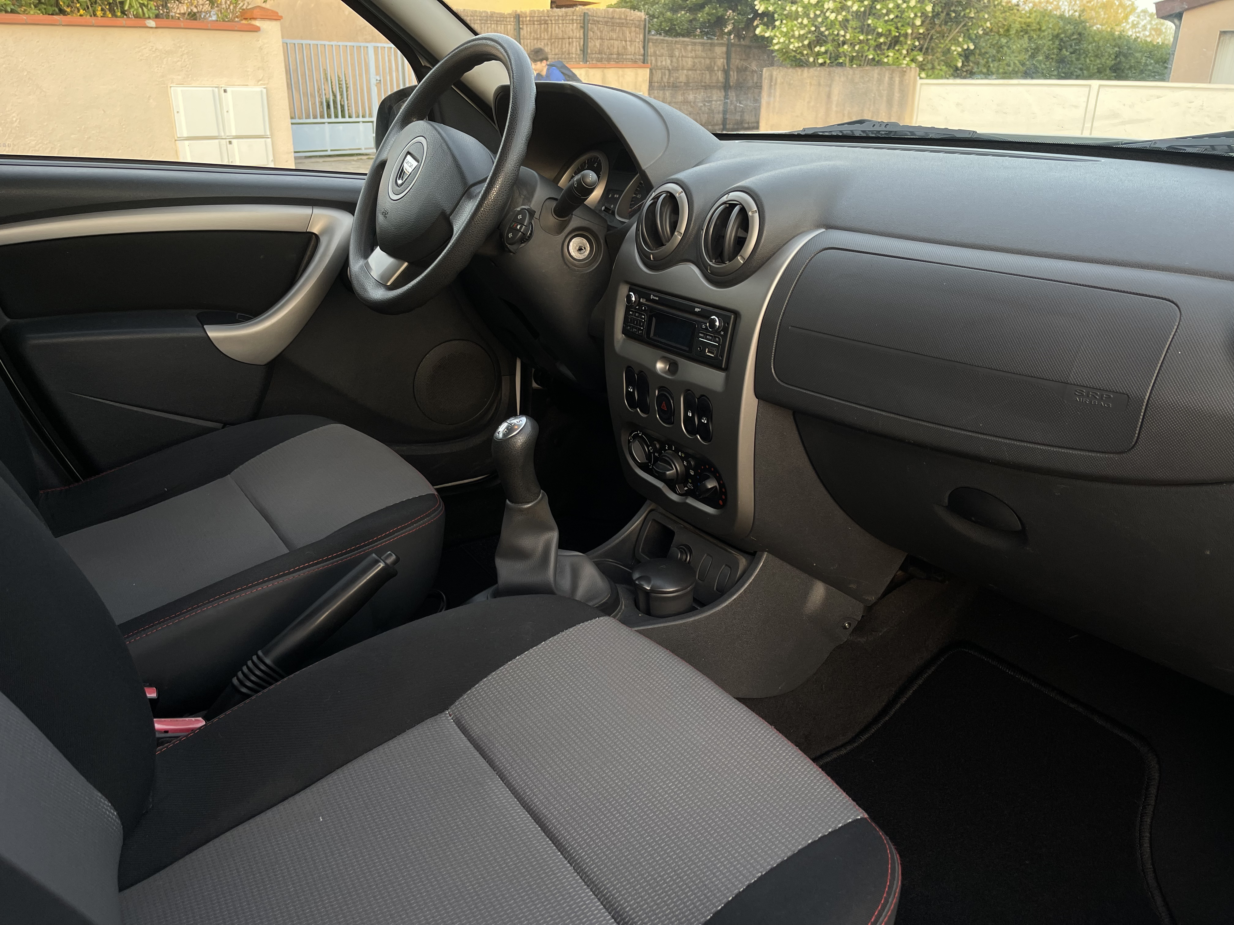 Dacia Duster 1.5 DCI 90 FAP 4X2 LAUREATE 2