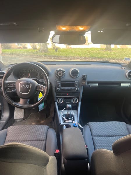 Audi A3 II (2) SPORTBACK 2.0 TDI 140 7CV AMBITION LUXE