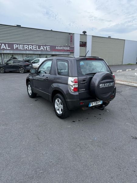 Suzuki Grand Vitara II 1.6 VVT 106 3P