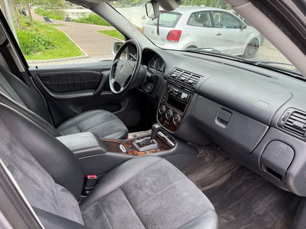 Mercedes-Benz Classe M (2) ML 270 CDI SPECIAL EDITION BVA