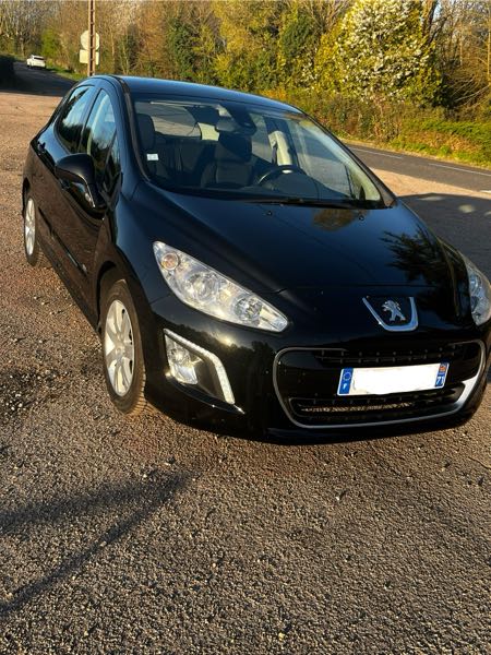 Peugeot 308 II 1.6 E-HDI 115 STYLE